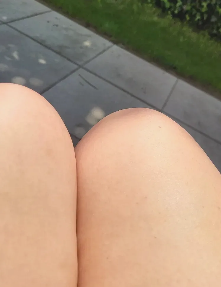 Agata, 23