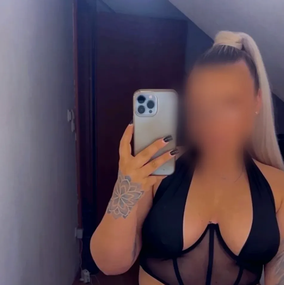 Maya, 32