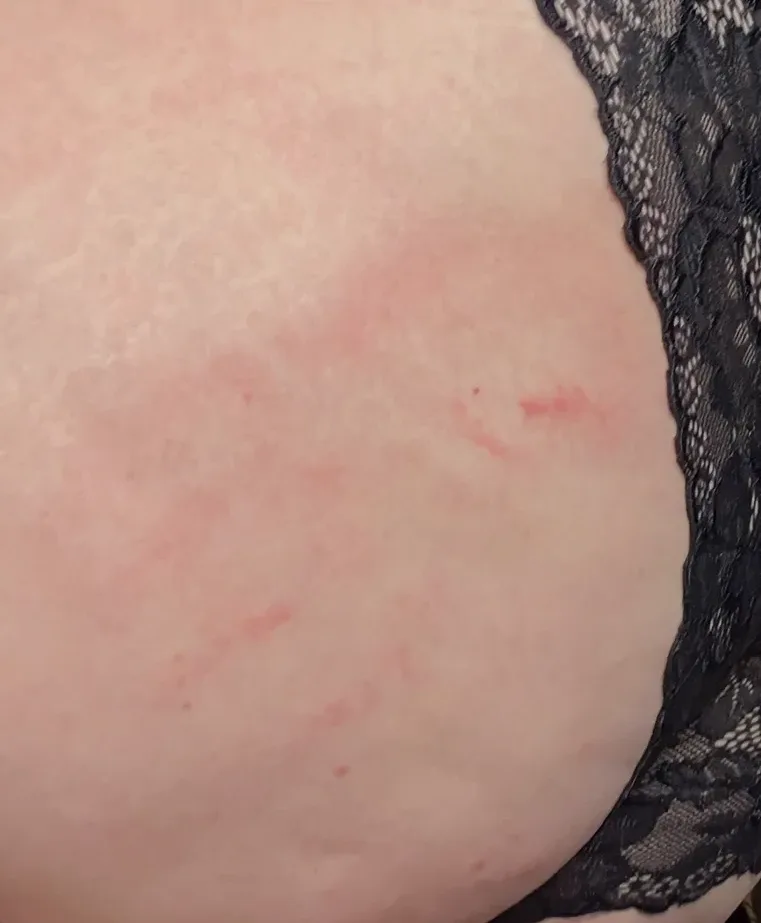 Saoirse, 28
