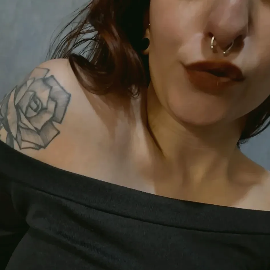 Shannon, 34