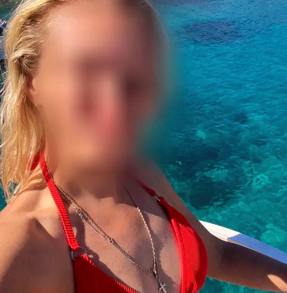 Toni, 39
